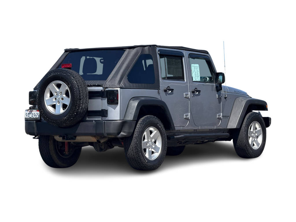 Thumbnail: 2015 Jeep Wrangler - 18