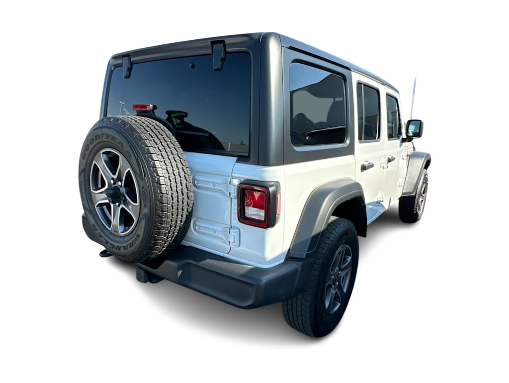 Thumbnail: 2018 Jeep Wrangler - 9