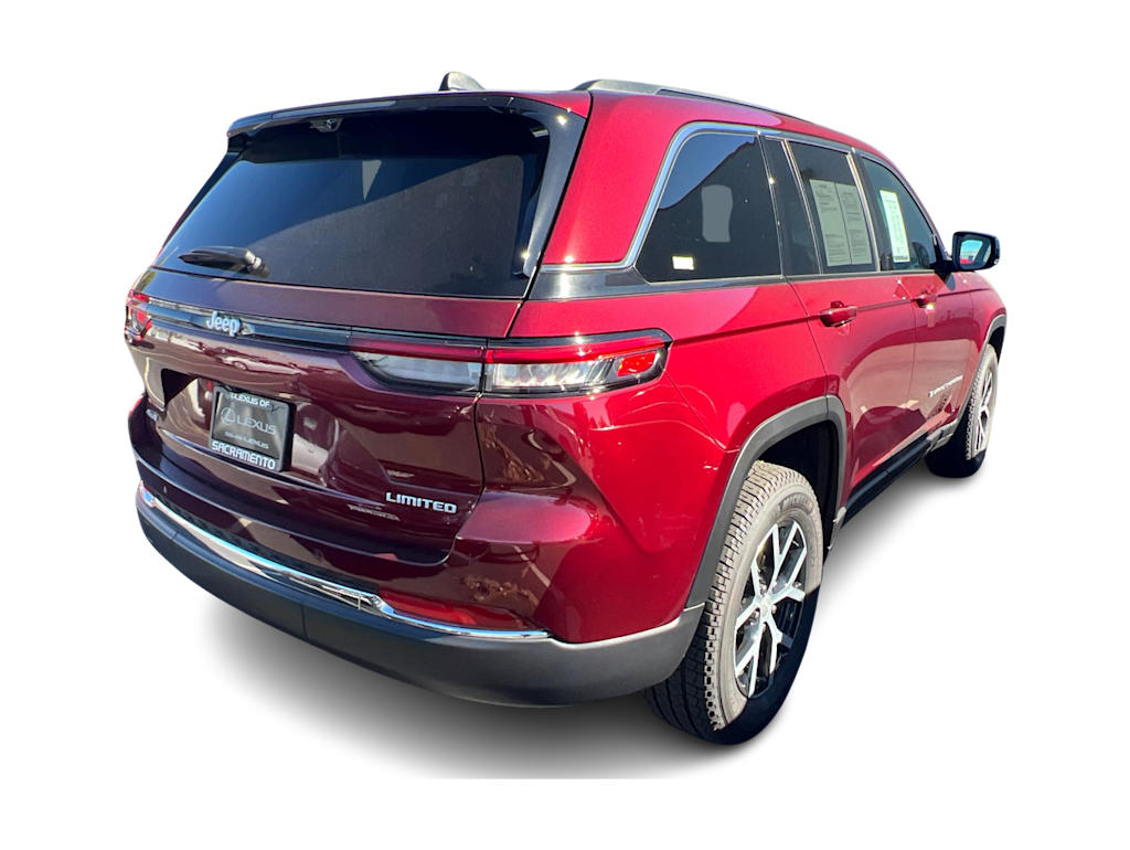 Thumbnail: 2024 Jeep Grand Cherokee - 8