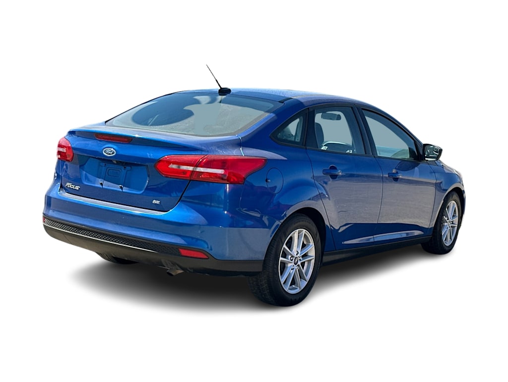 Thumbnail: 2018 Ford Focus - 9