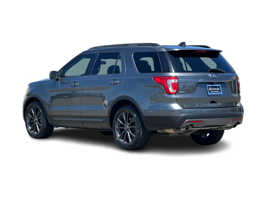 Thumbnail: 2017 Ford Explorer - 4