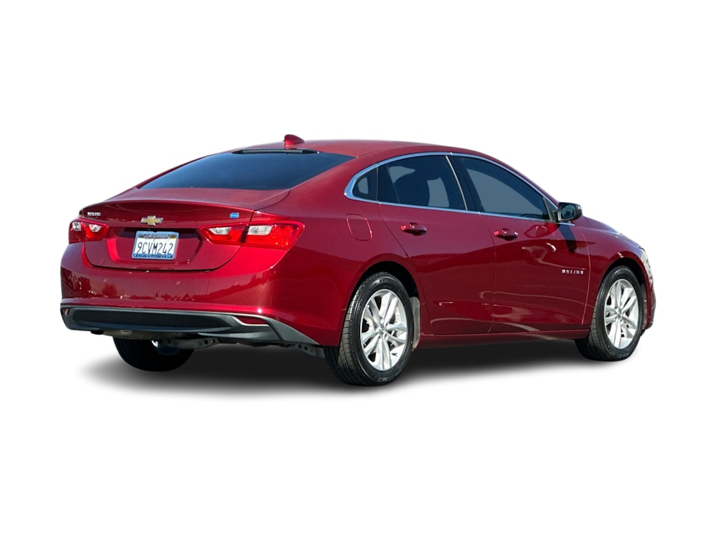 Thumbnail: 2017 Chevrolet Malibu - 17