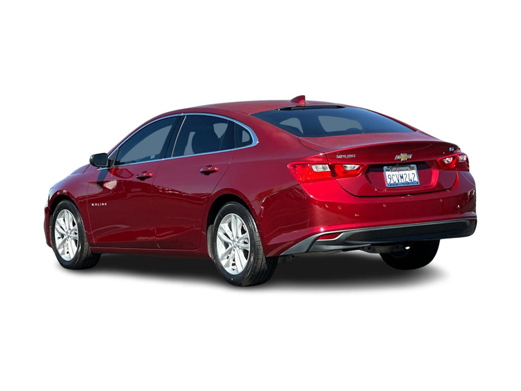 Thumbnail: 2017 Chevrolet Malibu - 4