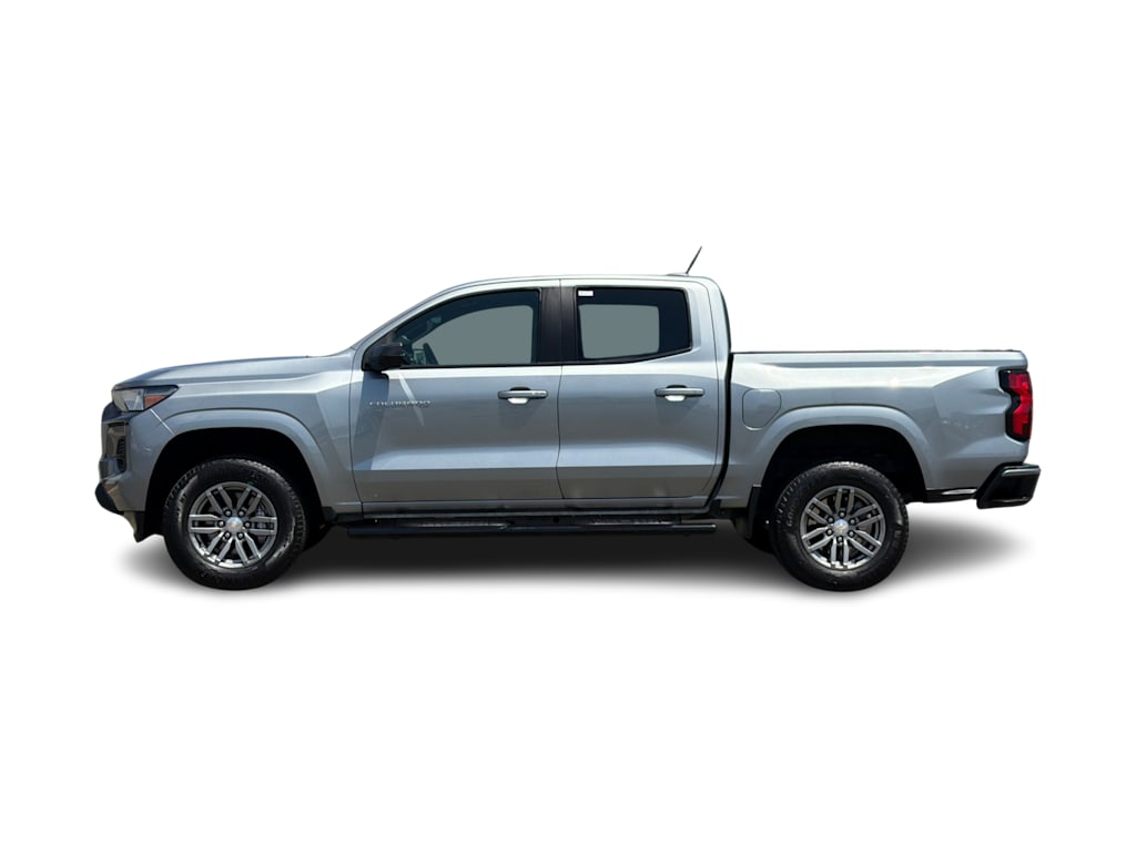 Thumbnail: 2023 Chevrolet Colorado - 3