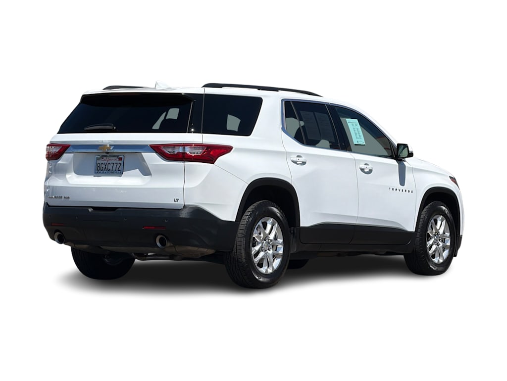 Thumbnail: 2019 Chevrolet Traverse - 18