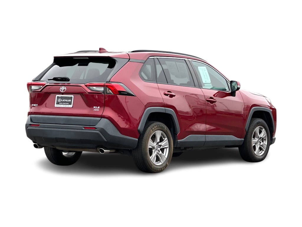 Thumbnail: 2022 Toyota RAV4 - 19