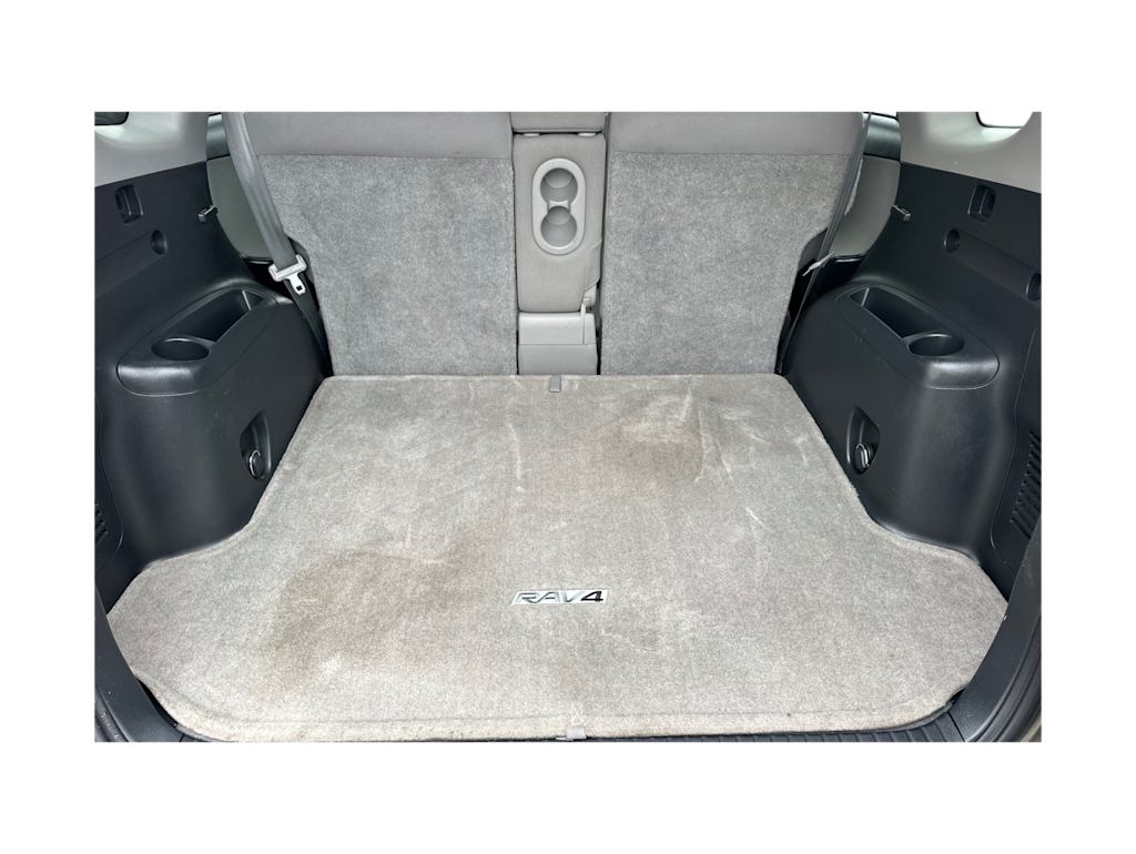 Thumbnail: 2011 Toyota RAV4 - 17