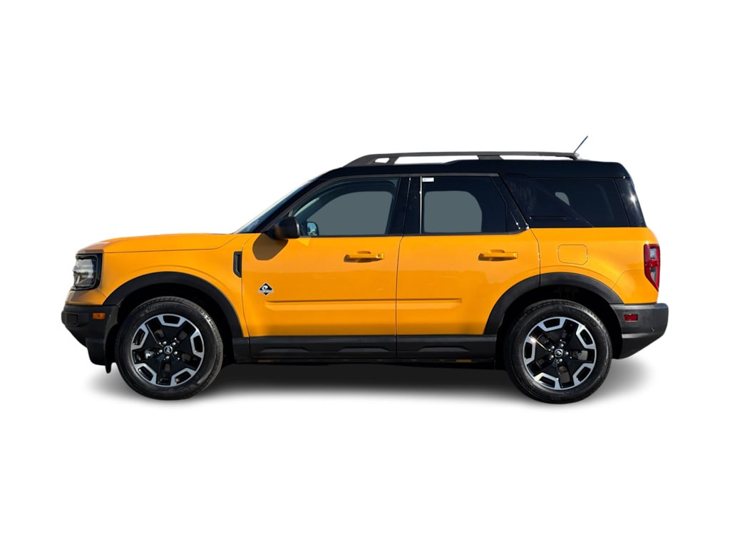 Thumbnail: 2023 Ford Bronco Sport - 3