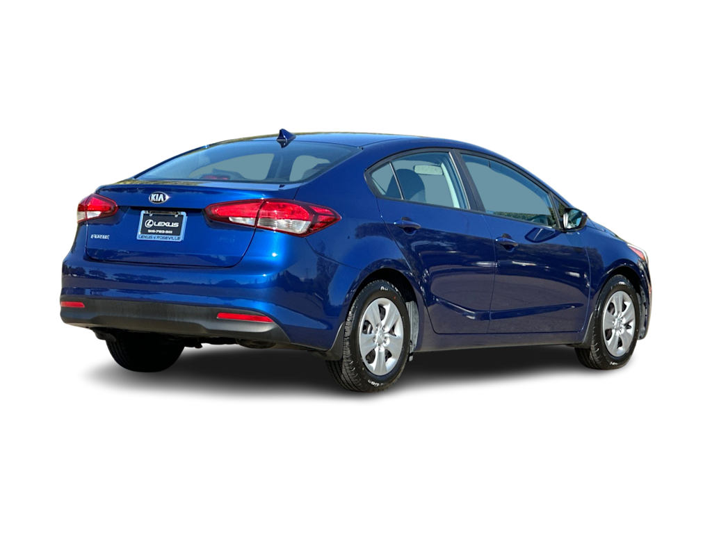 Thumbnail: 2018 Kia Forte - 18