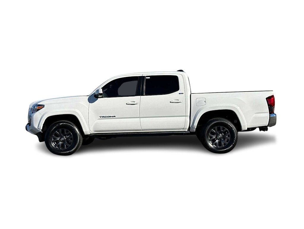 2023 Toyota Tacoma SR5 3