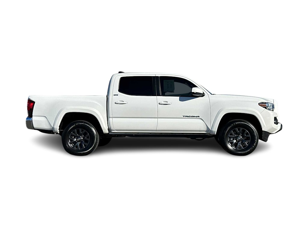 2023 Toyota Tacoma SR5 17