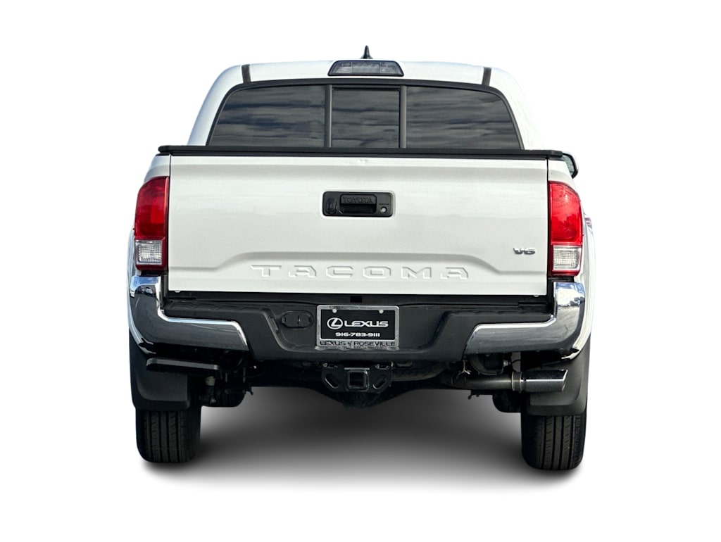 Thumbnail: 2017 Toyota Tacoma - 5