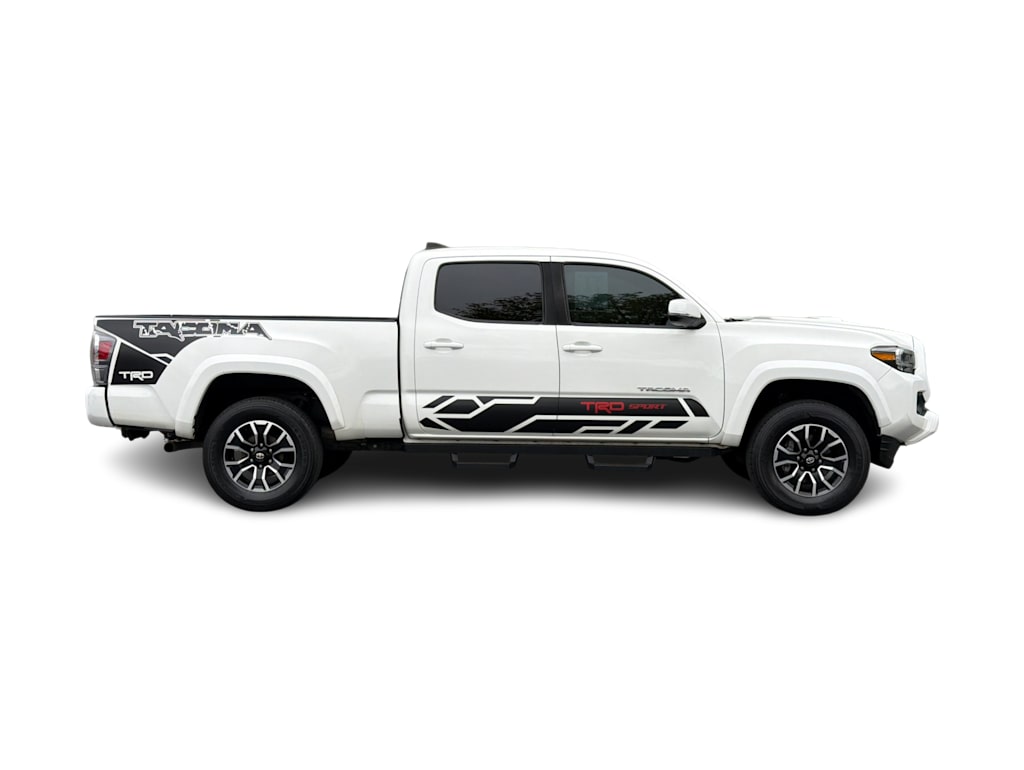 Thumbnail: 2021 Toyota Tacoma - 17