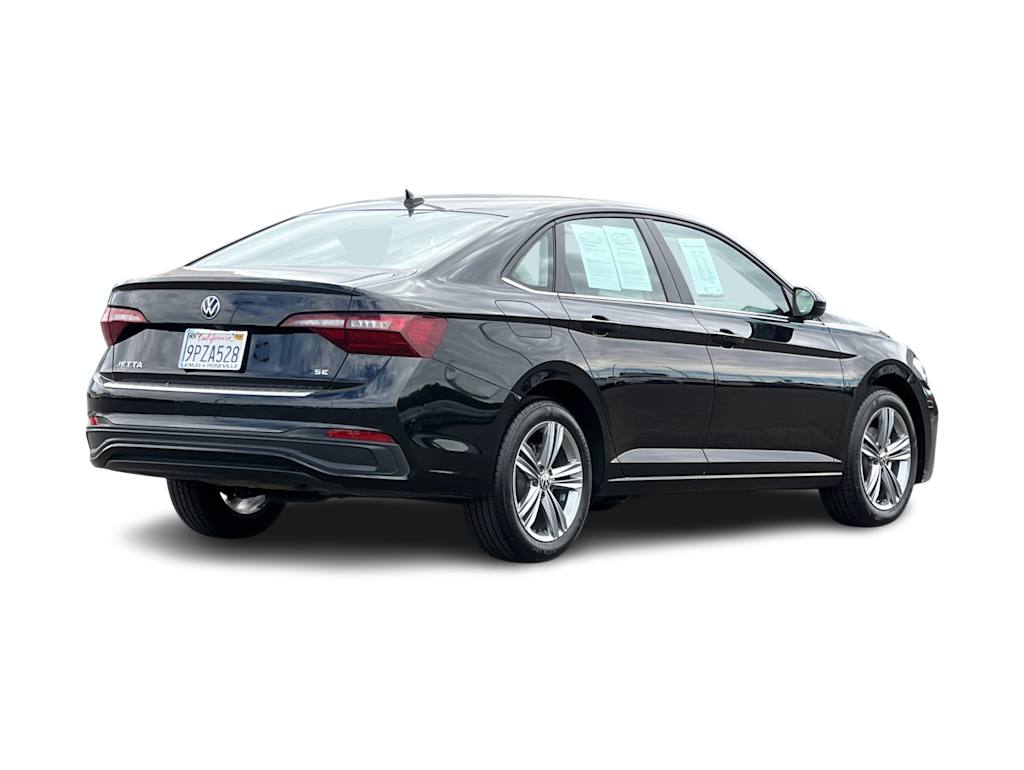 Thumbnail: 2024 Volkswagen Jetta - 17