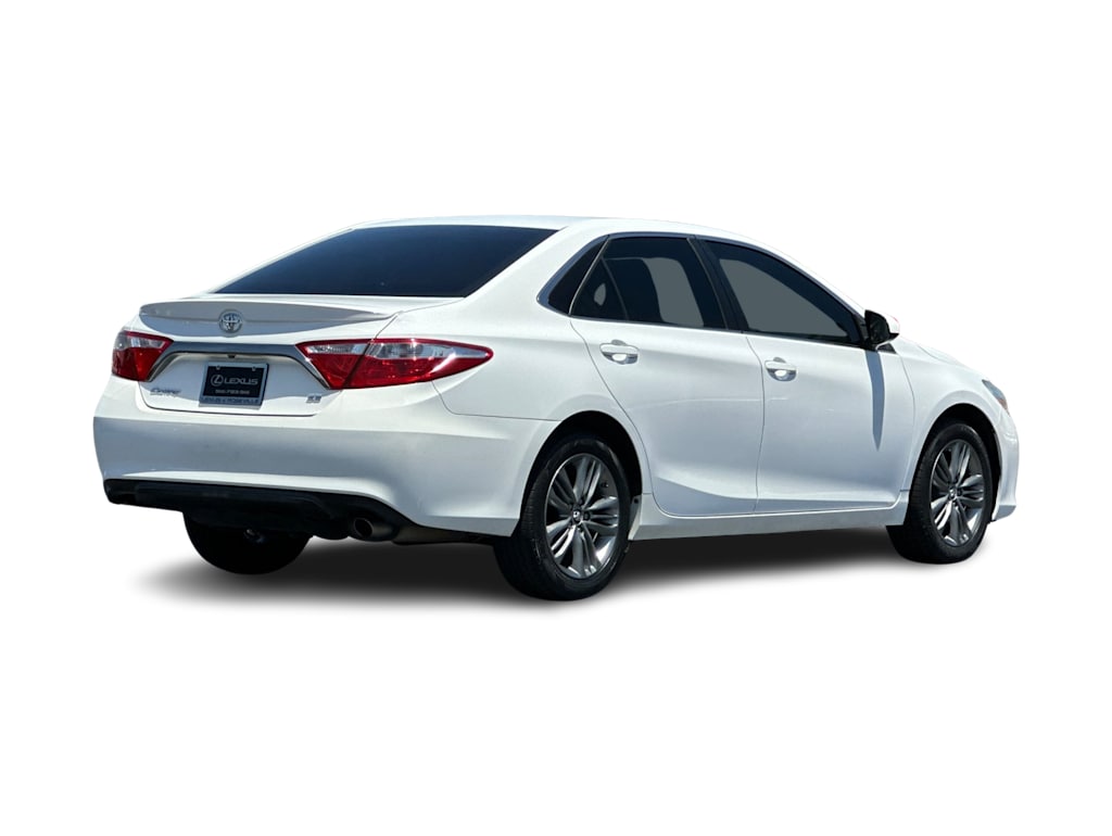 Thumbnail: 2016 Toyota Camry - 18
