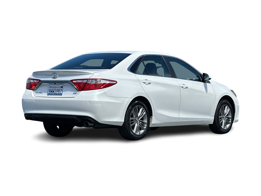 Thumbnail: 2016 Toyota Camry - 18
