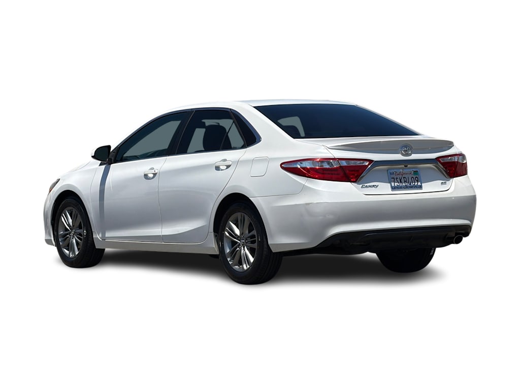 Thumbnail: 2016 Toyota Camry - 4