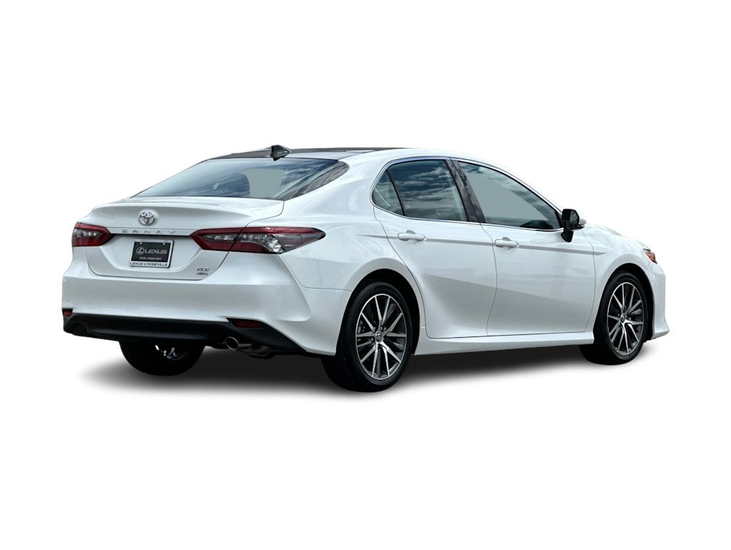 Thumbnail: 2022 Toyota Camry - 17