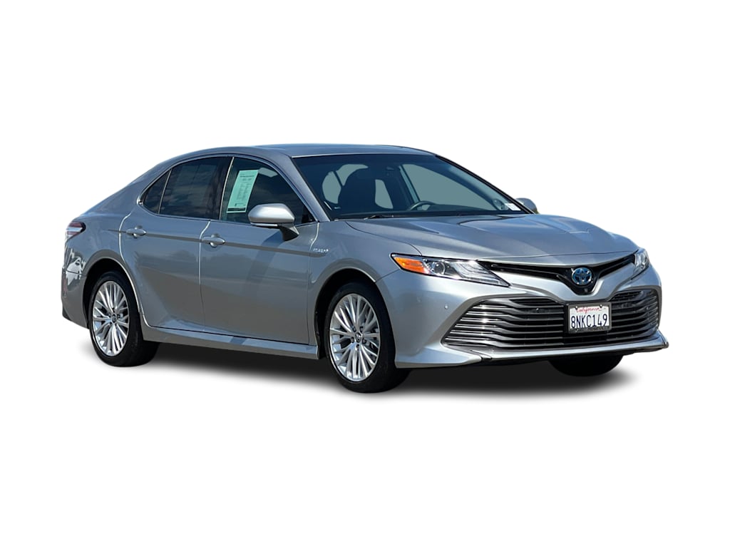 Thumbnail: 2020 Toyota Camry - 17