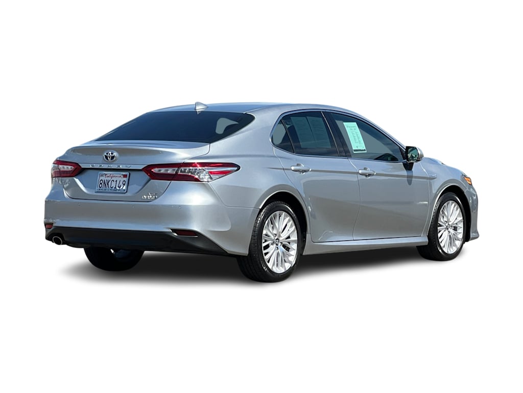 Thumbnail: 2020 Toyota Camry - 16