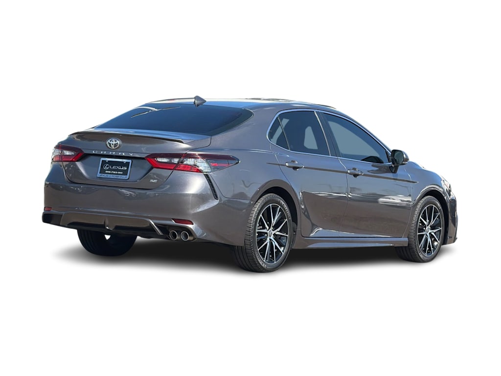 Thumbnail: 2022 Toyota Camry - 17