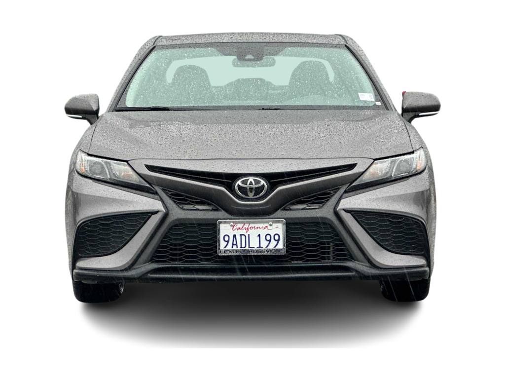 2022 Toyota Camry SE 6