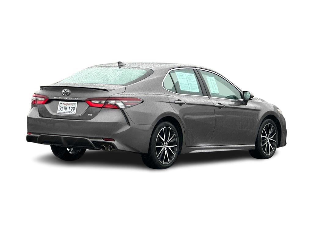 2022 Toyota Camry SE 17