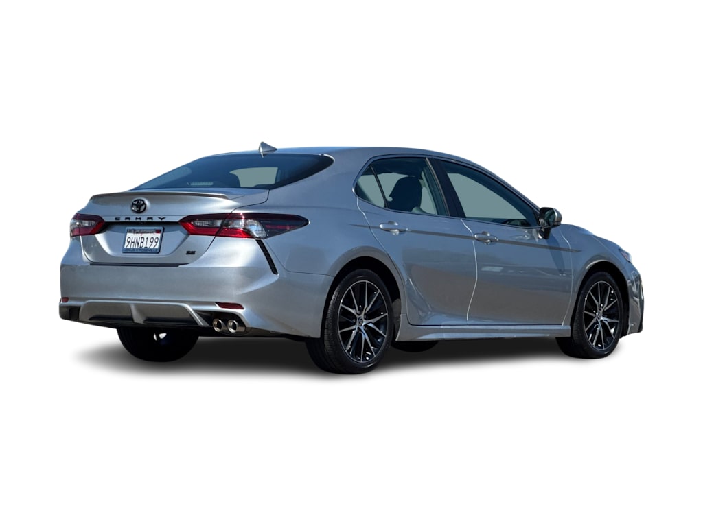 Thumbnail: 2023 Toyota Camry - 17