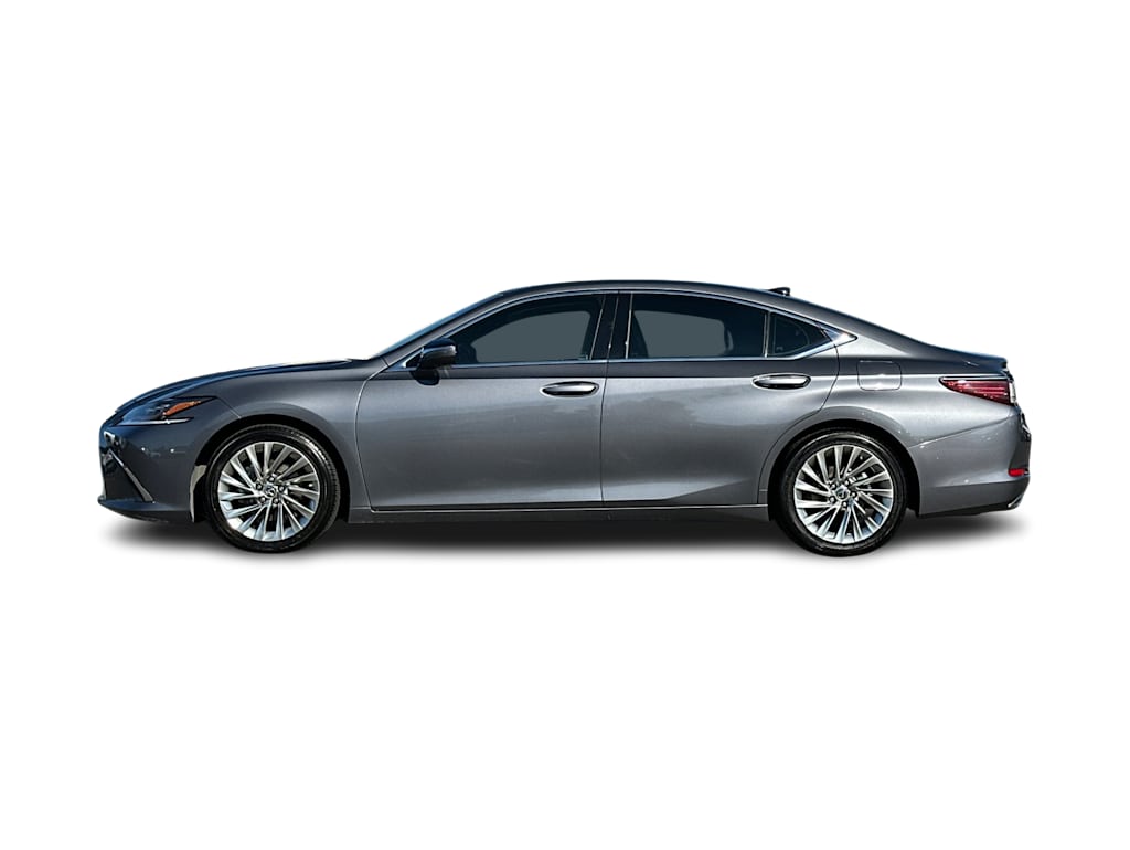Thumbnail: 2019 Lexus ES - 3