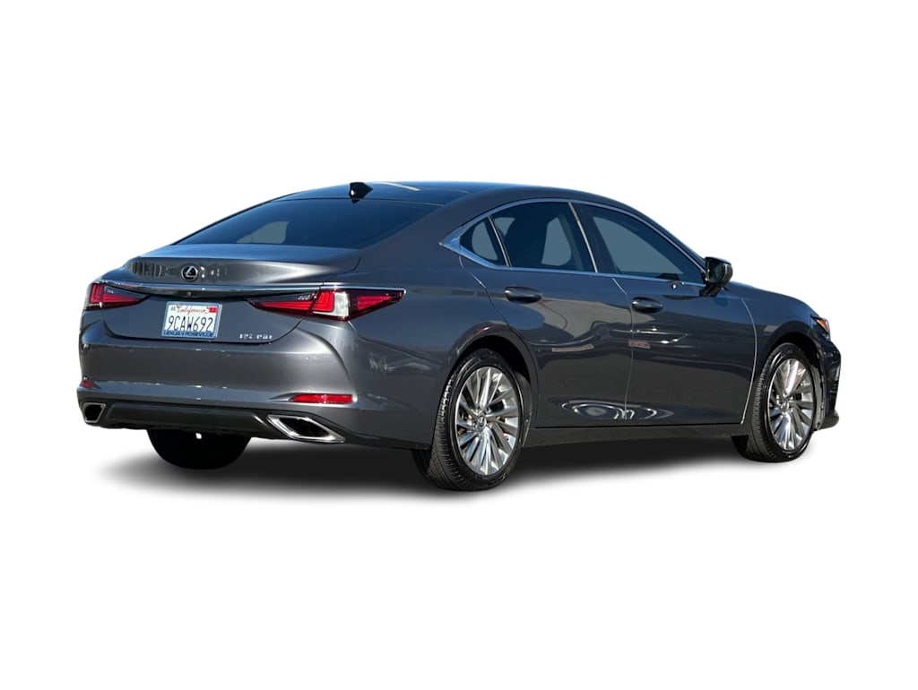 Thumbnail: 2019 Lexus ES - 18