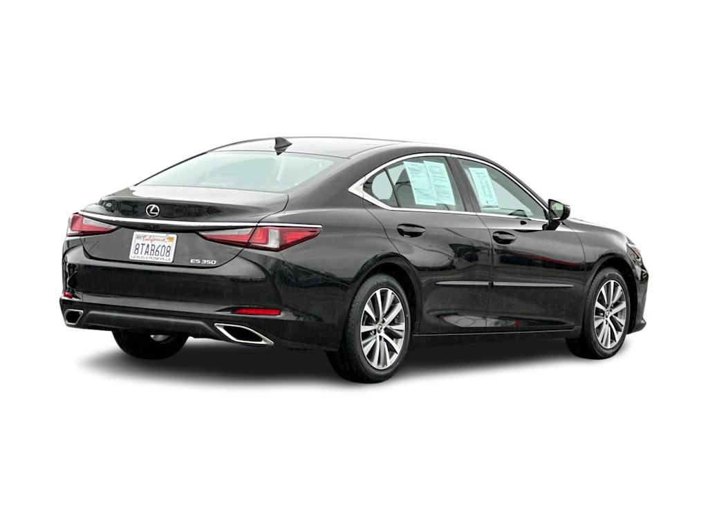 Thumbnail: 2020 Lexus ES - 18