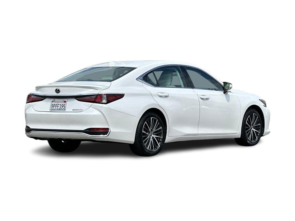 Thumbnail: 2025 Lexus ES - 17