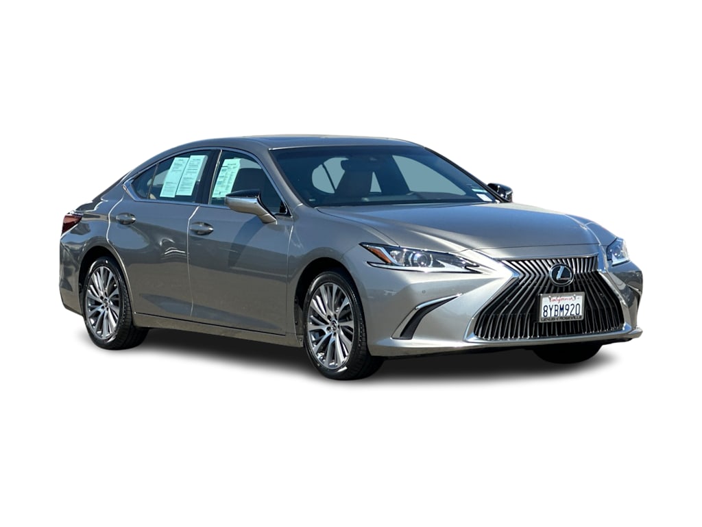Thumbnail: 2021 Lexus ES - 18