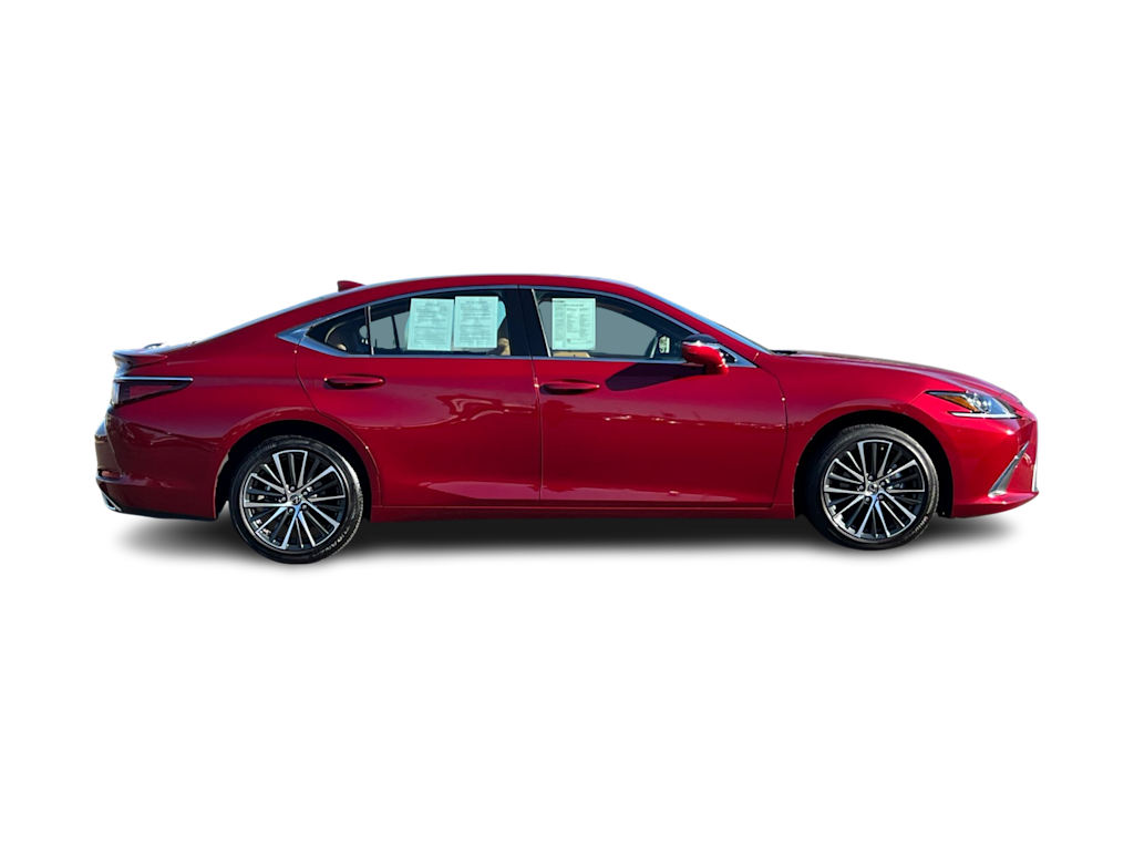 Thumbnail: 2024 Lexus ES - 18