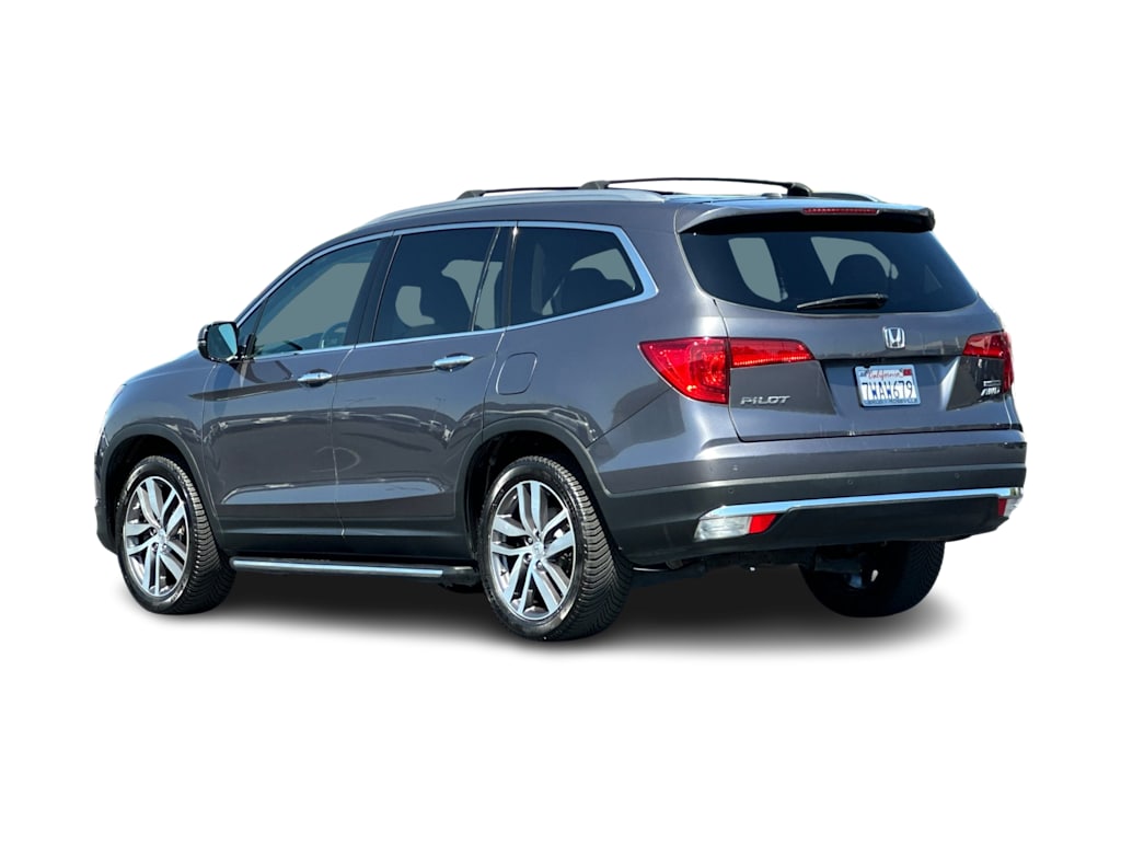 Thumbnail: 2017 Honda Pilot - 4