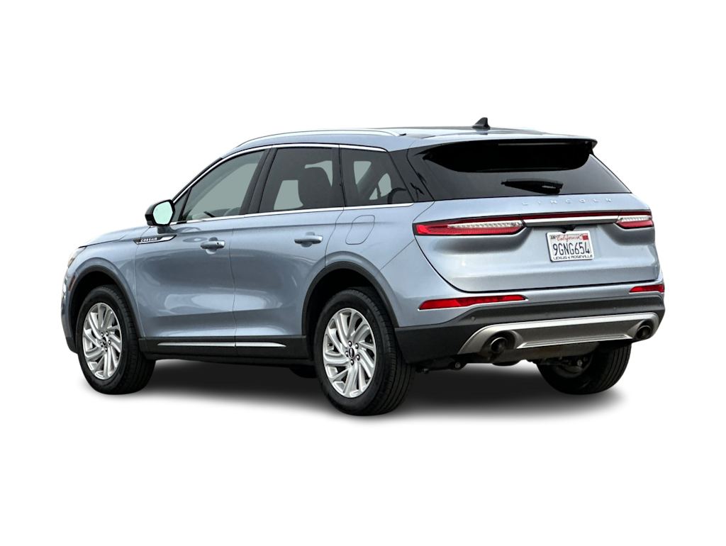 Thumbnail: 2022 Lincoln Corsair - 4