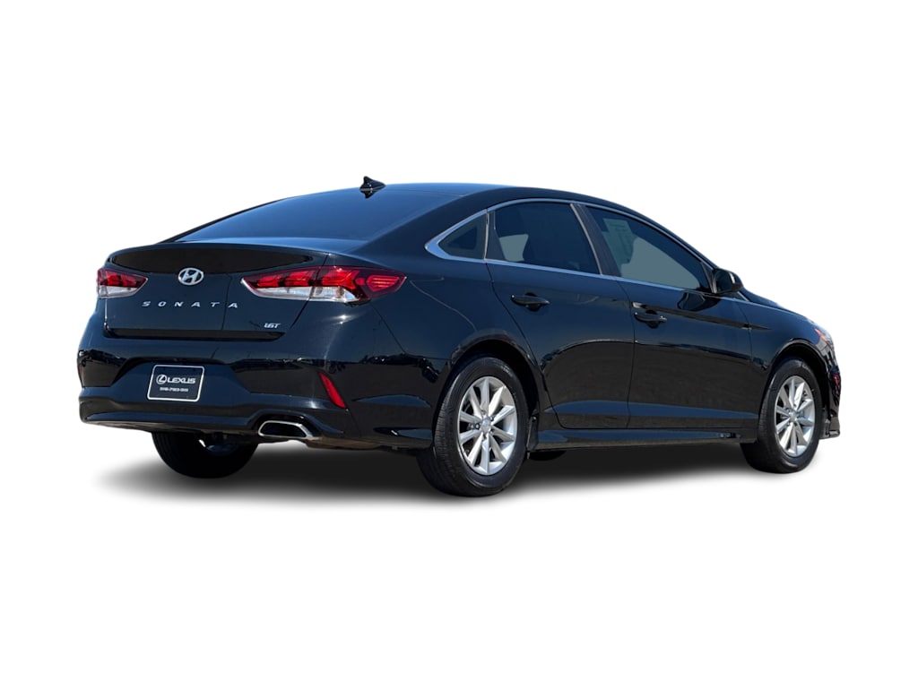 Thumbnail: 2018 Hyundai Sonata - 18