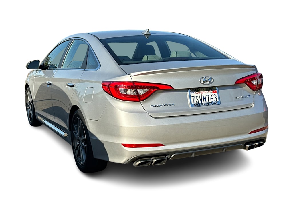 Thumbnail: 2015 Hyundai Sonata - 2