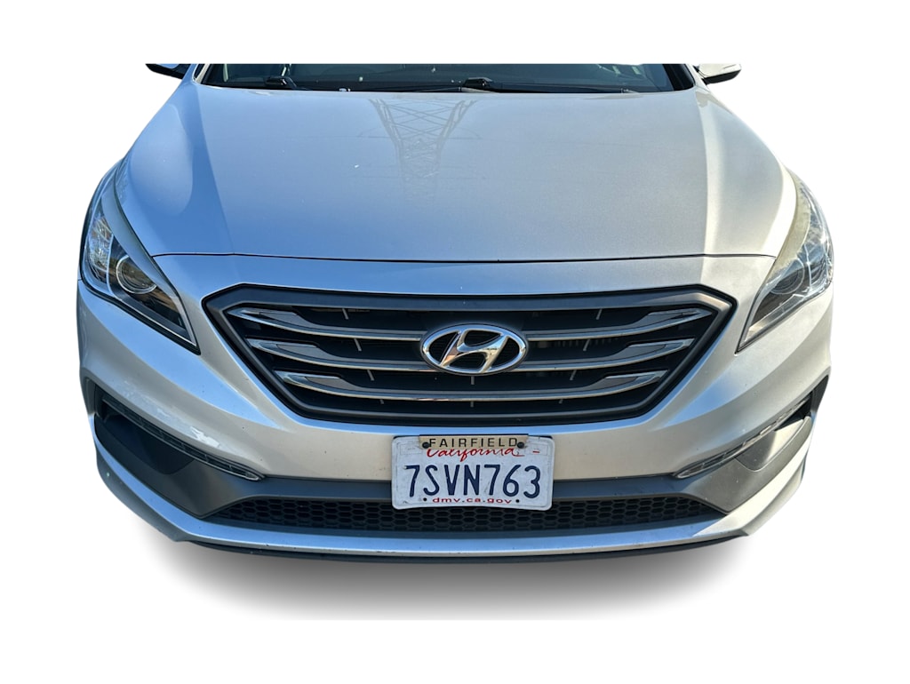 Thumbnail: 2015 Hyundai Sonata - 10