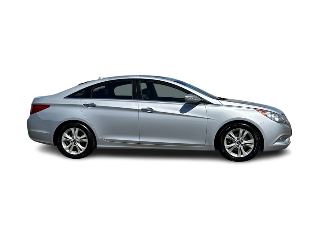 Thumbnail: 2011 Hyundai Sonata - 19