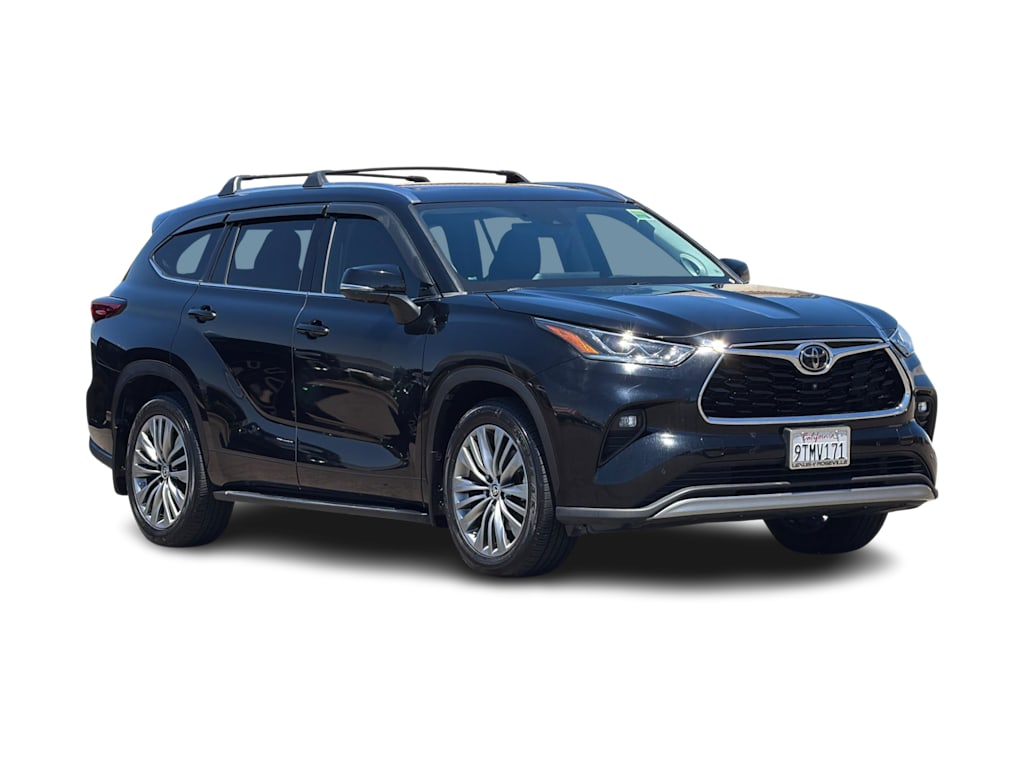 Thumbnail: 2021 Toyota Highlander - 19