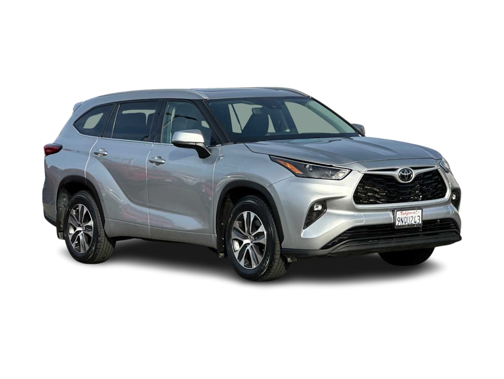 2022 Toyota Highlander XLE 19