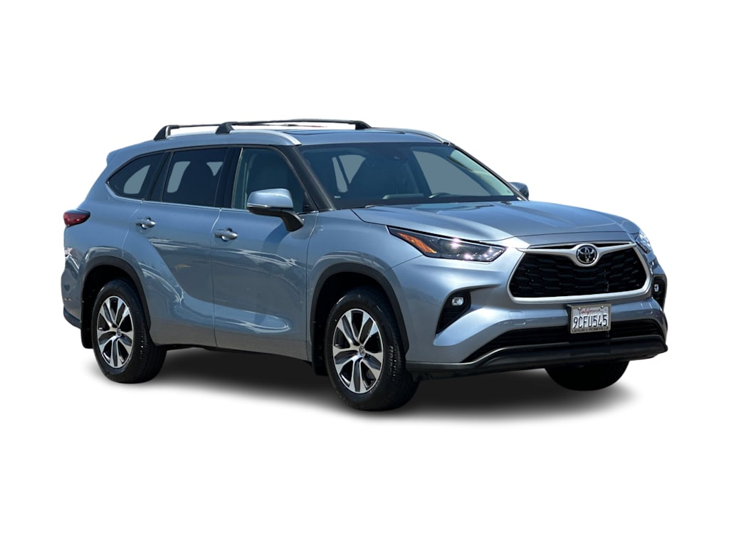 Thumbnail: 2022 Toyota Highlander - 19