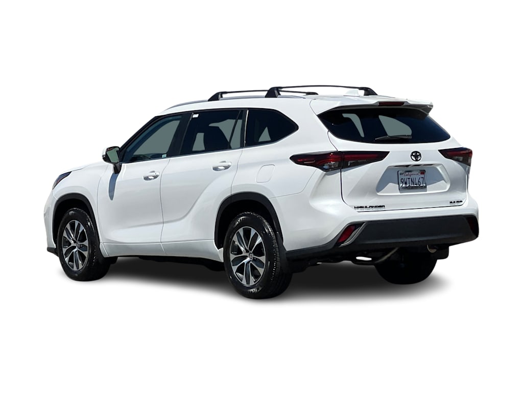 Thumbnail: 2026 Toyota Highlander - 4