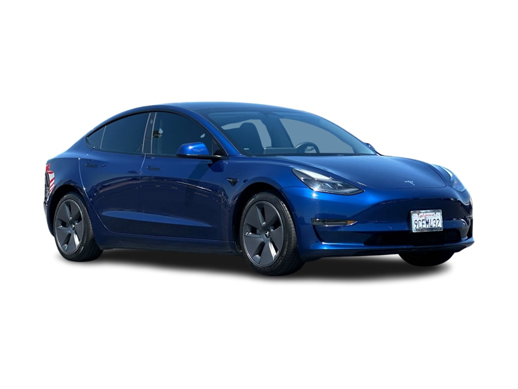 Thumbnail: 2022 Tesla Model 3 - 17