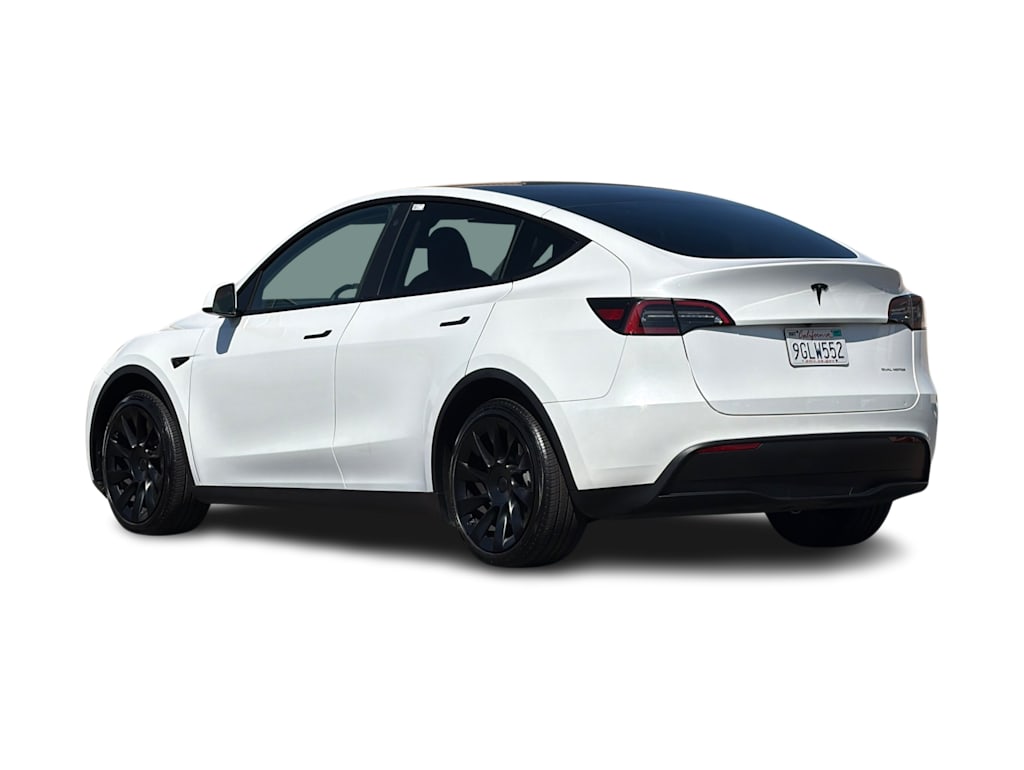 Thumbnail: 2023 Tesla Model Y - 4