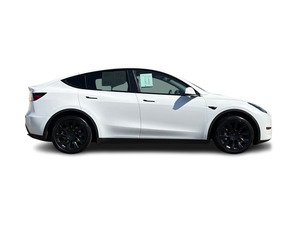 Thumbnail: 2023 Tesla Model Y - 18