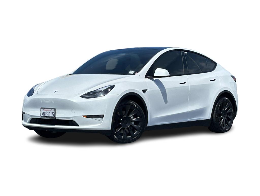 Used 2024 Tesla Model Y Long Range with VIN 7SAYGAEE4RF151160 for sale in West Allis, WI