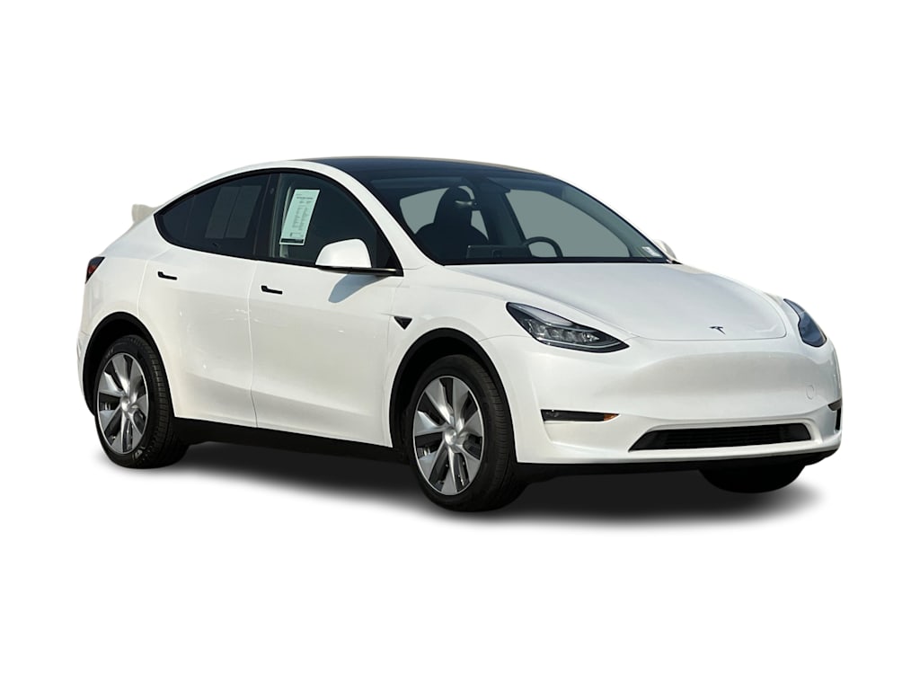 Thumbnail: 2023 Tesla Model Y - 17