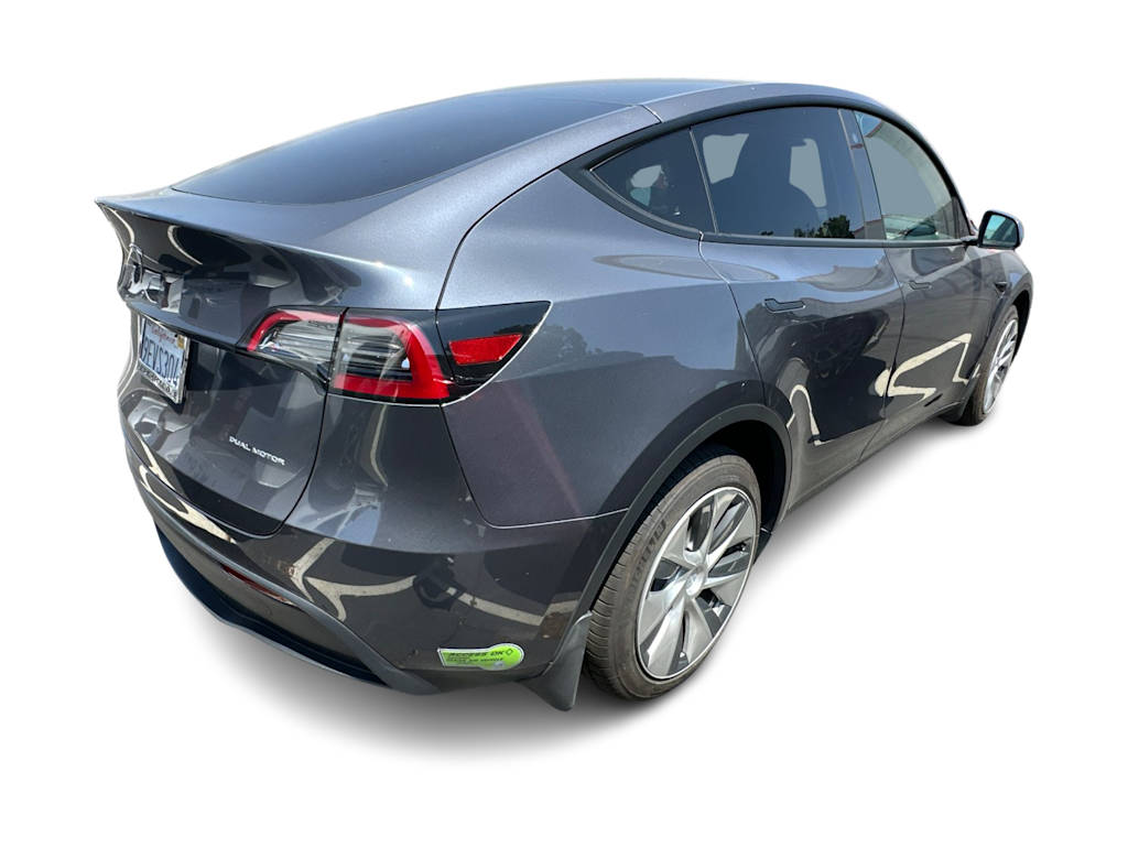 Thumbnail: 2023 Tesla Model Y - 10
